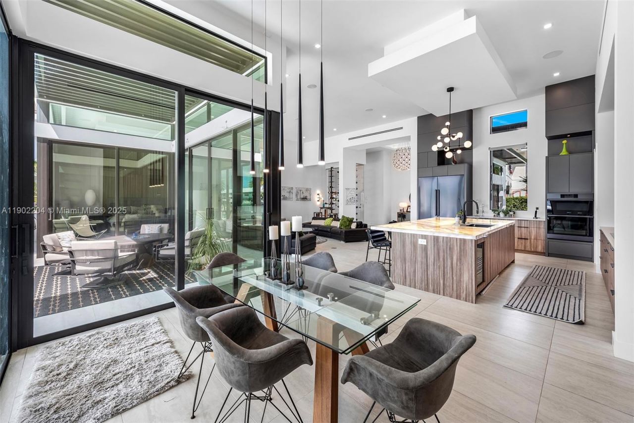 3701 NE 26th Ave, Unit 1, Lighthouse Point, FL 33064 Photo