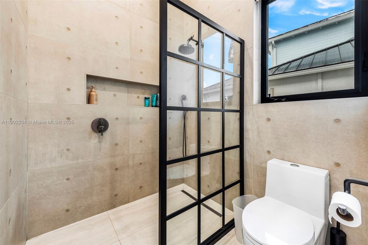 3701 NE 26th Ave, Unit 1, Lighthouse Point, FL 33064 Photo