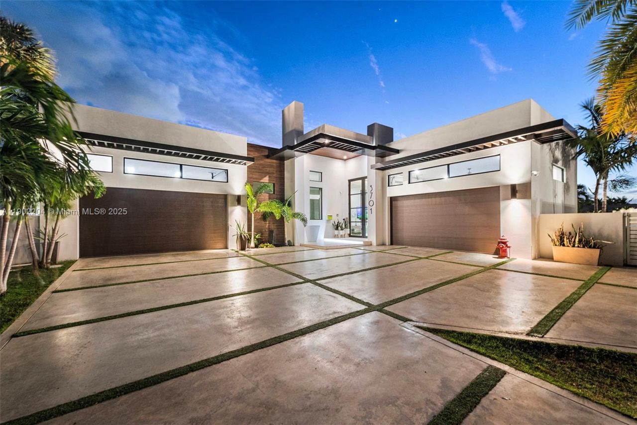 3701 NE 26th Ave, Unit 1, Lighthouse Point, FL 33064 Photo