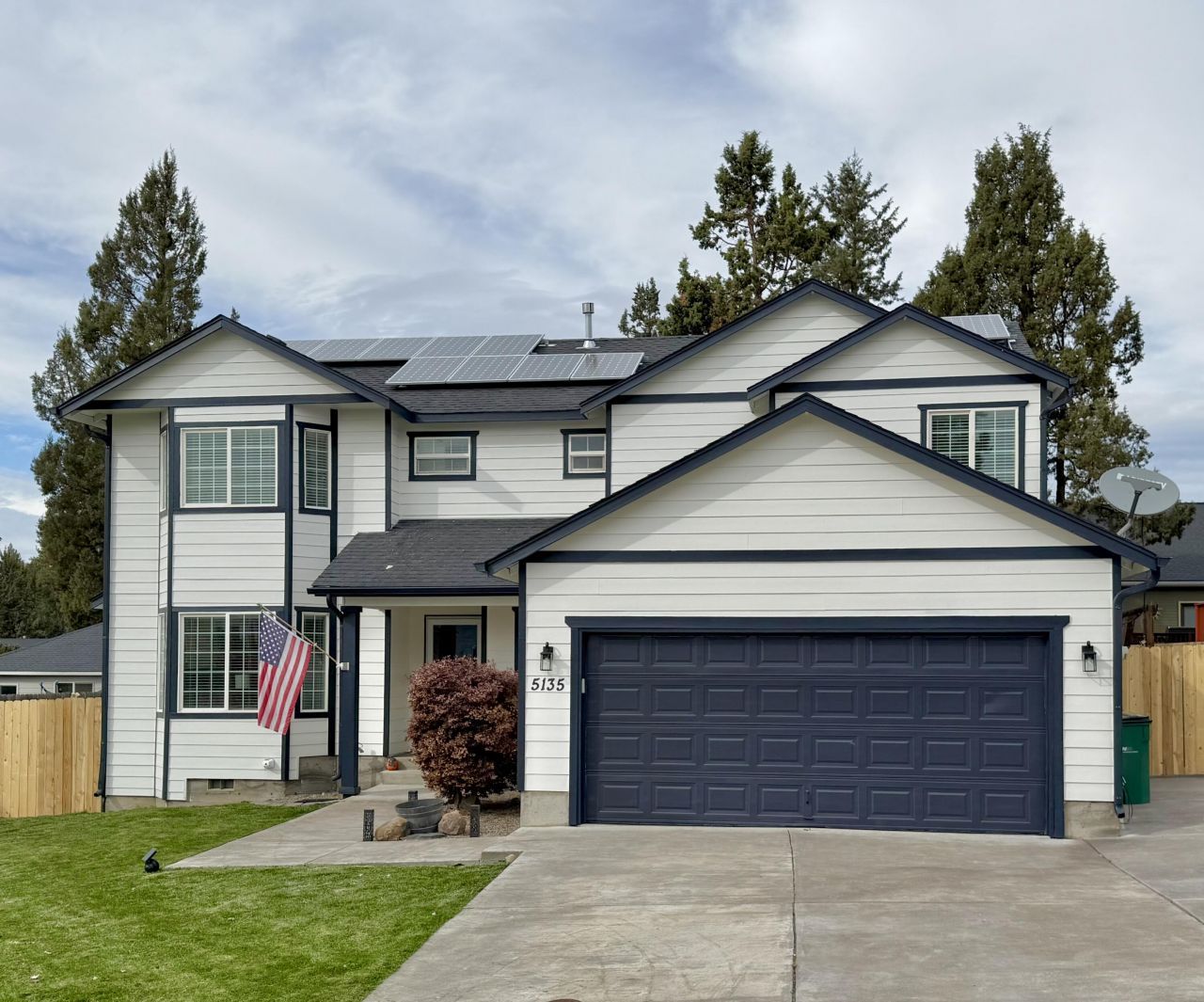 5135 Hickory Lane, Klamath Falls, OR 97601 Main Photo