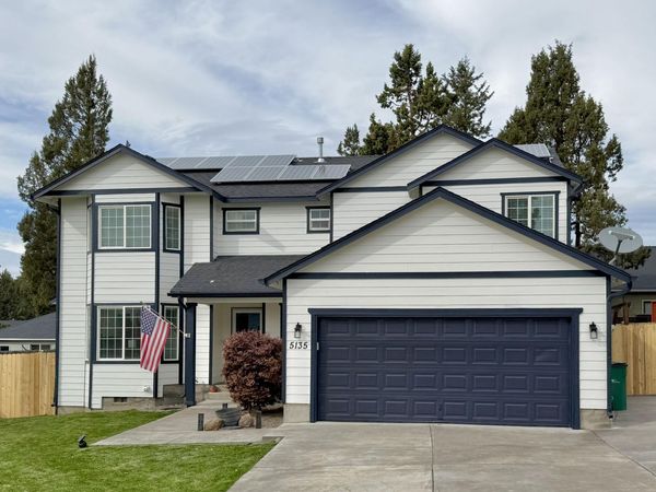 5135 Hickory Lane, Klamath Falls, OR 97601