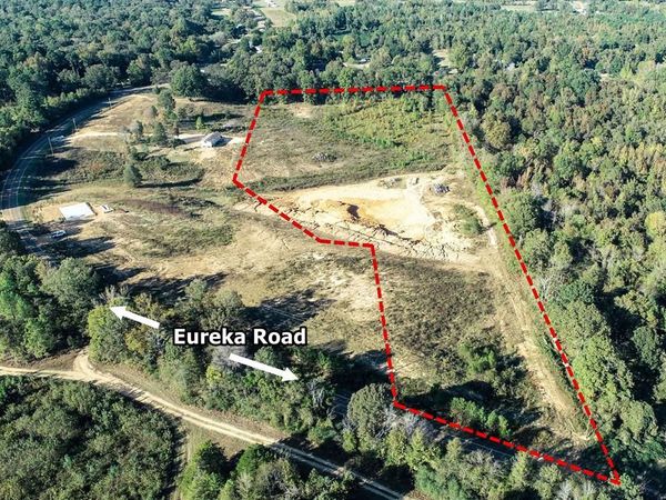 x Eureka Road, Batesville, MS 38606