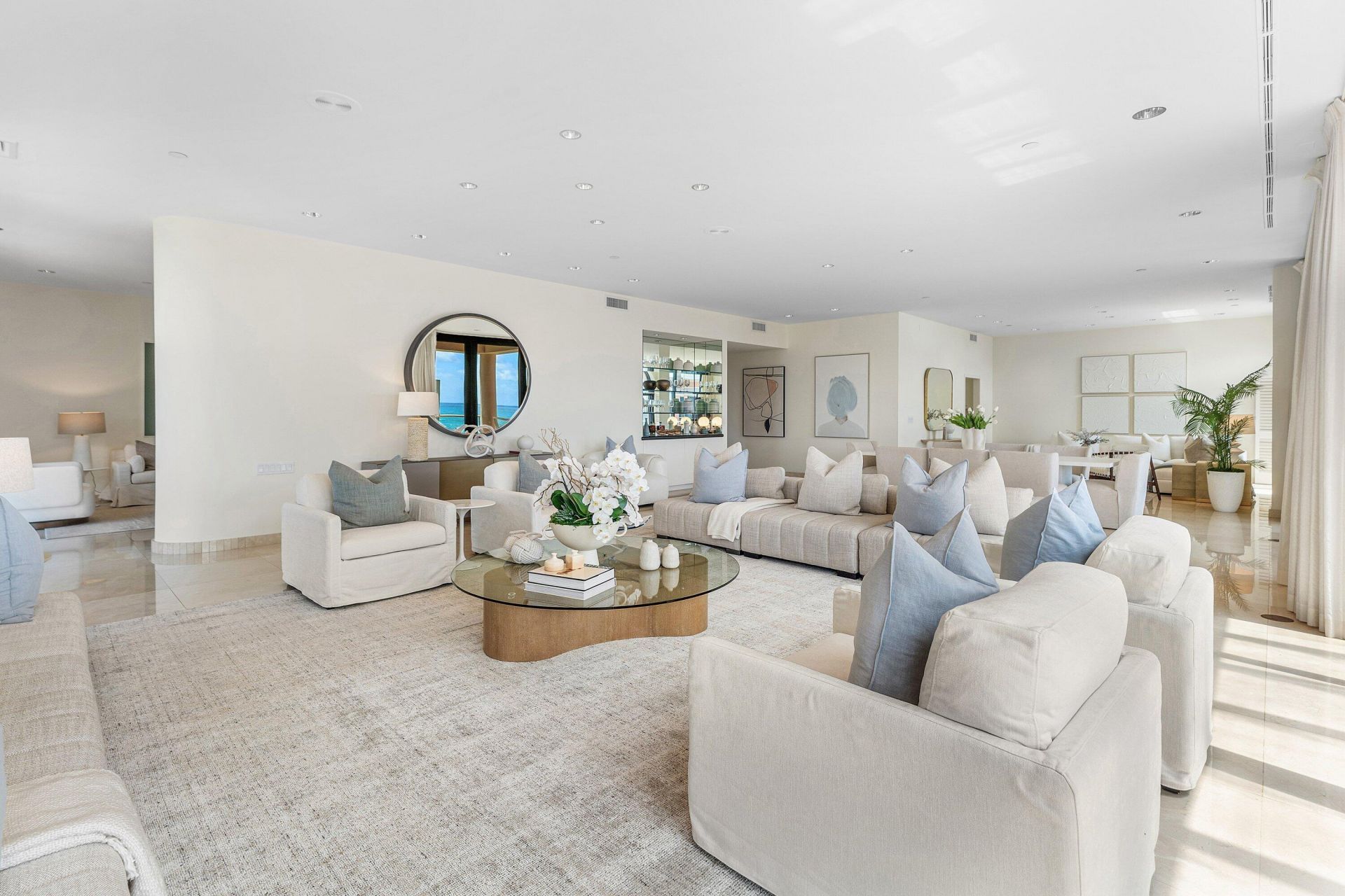 2 N Breakers Row Row, Unit Ph4, Palm Beach, FL 33480 Photo