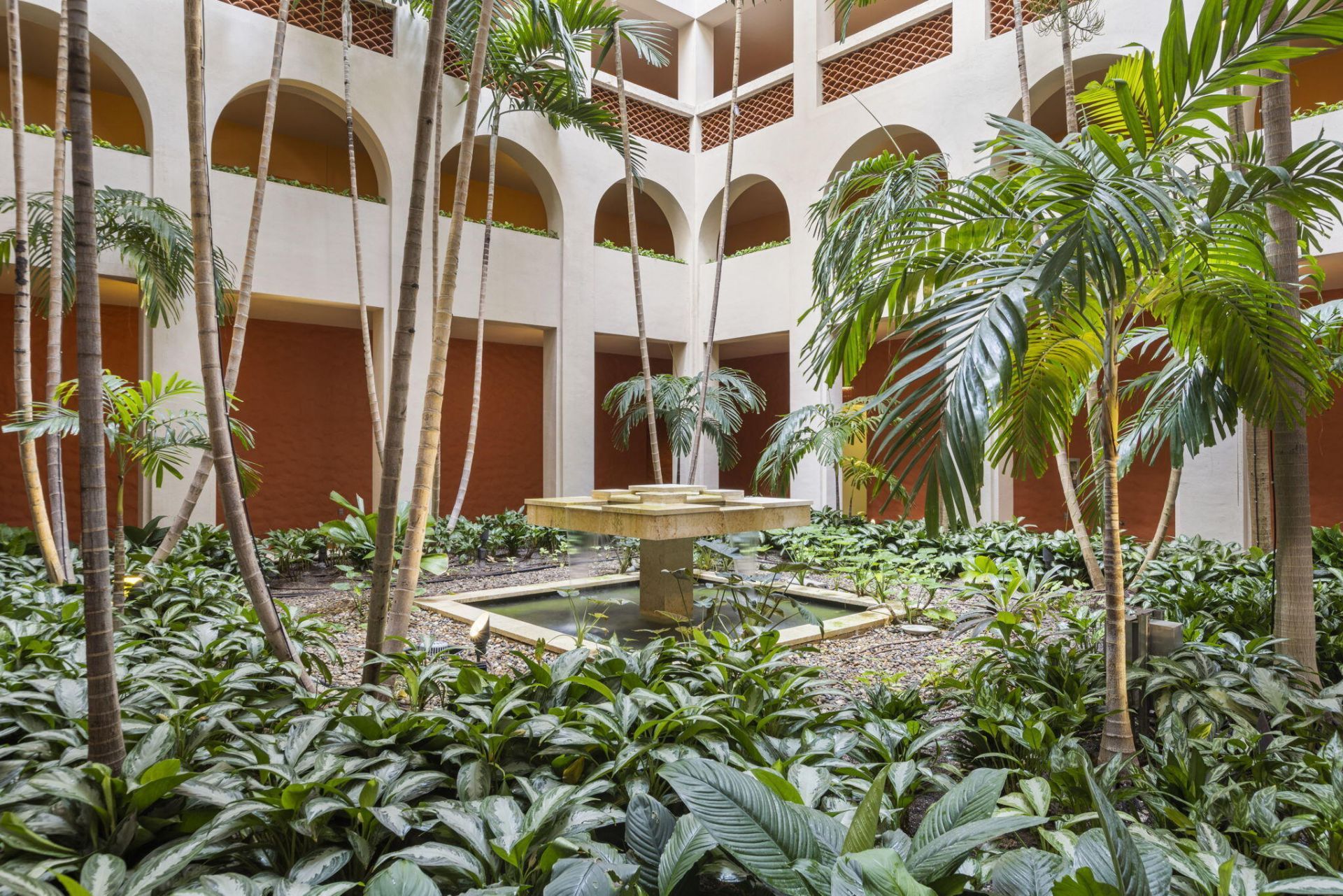 2 N Breakers Row Row, Unit Ph4, Palm Beach, FL 33480 Photo