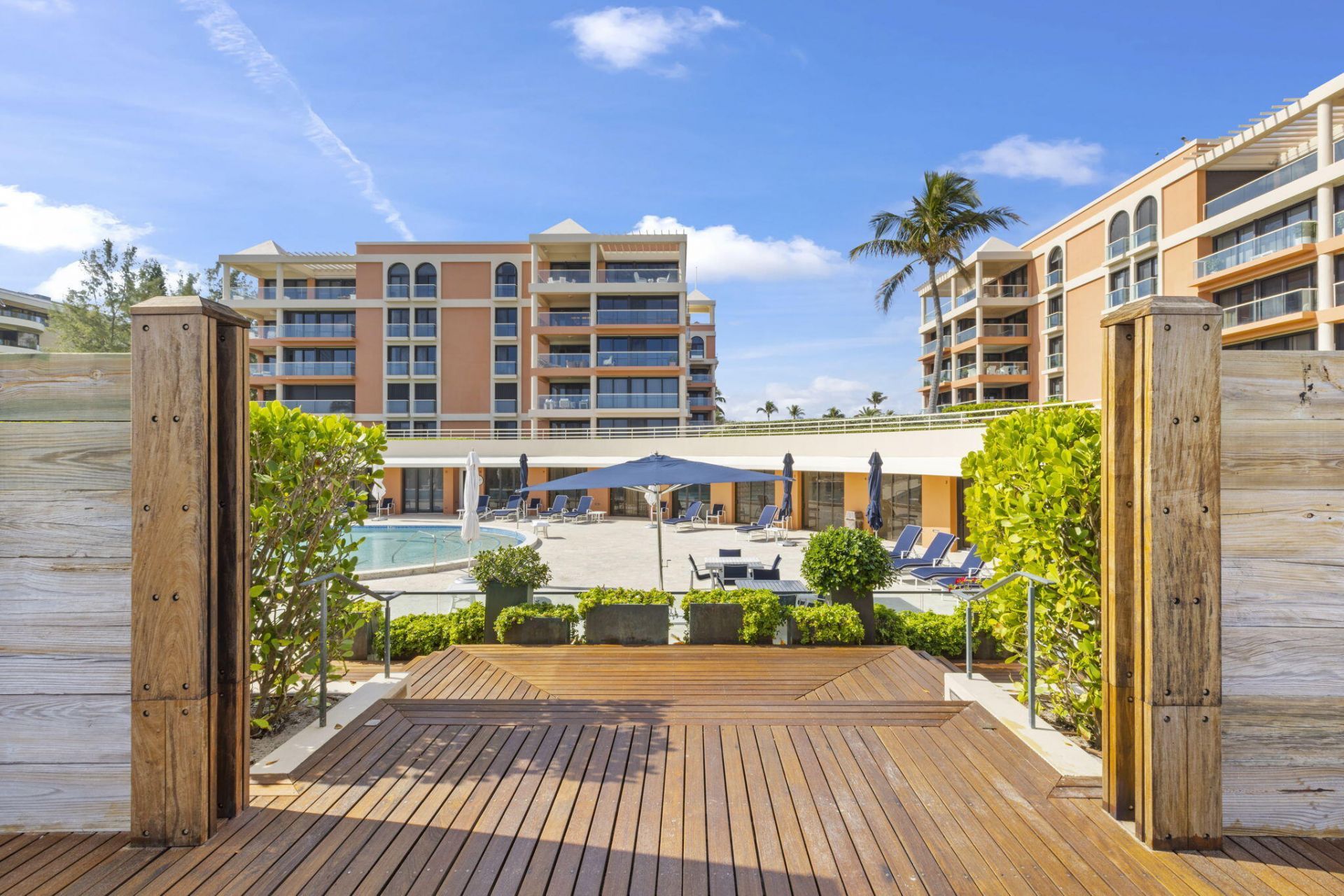 2 N Breakers Row Row, Unit Ph4, Palm Beach, FL 33480 Photo