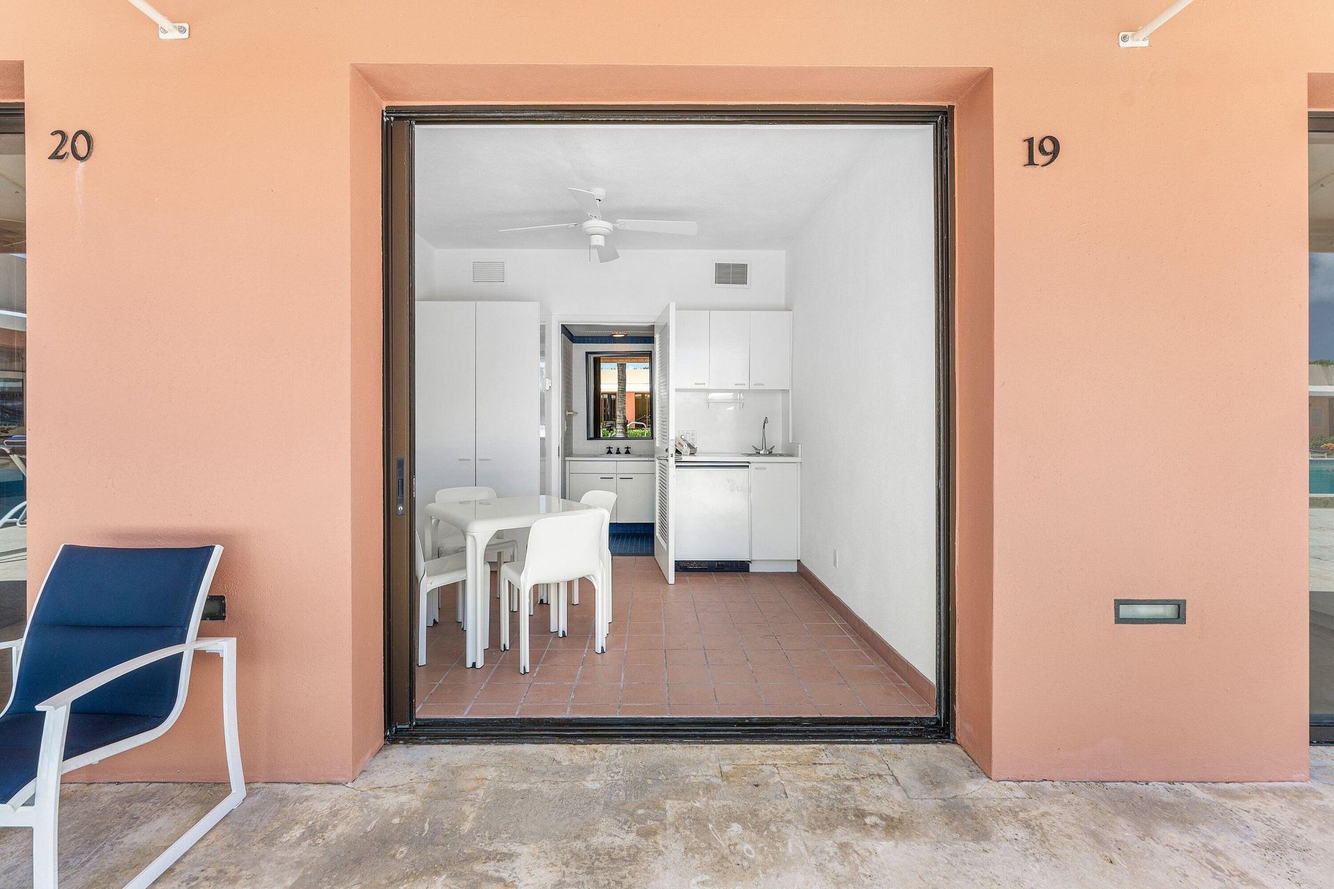 2 N Breakers Row Row, Unit Ph4, Palm Beach, FL 33480 Photo