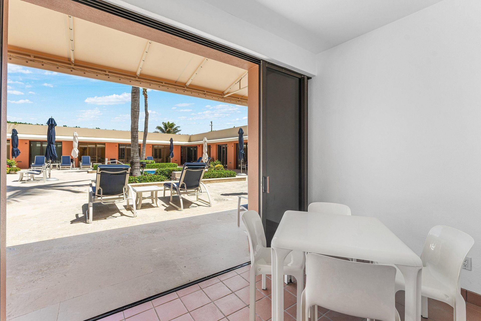 2 N Breakers Row Row, Unit Ph4, Palm Beach, FL 33480 Photo