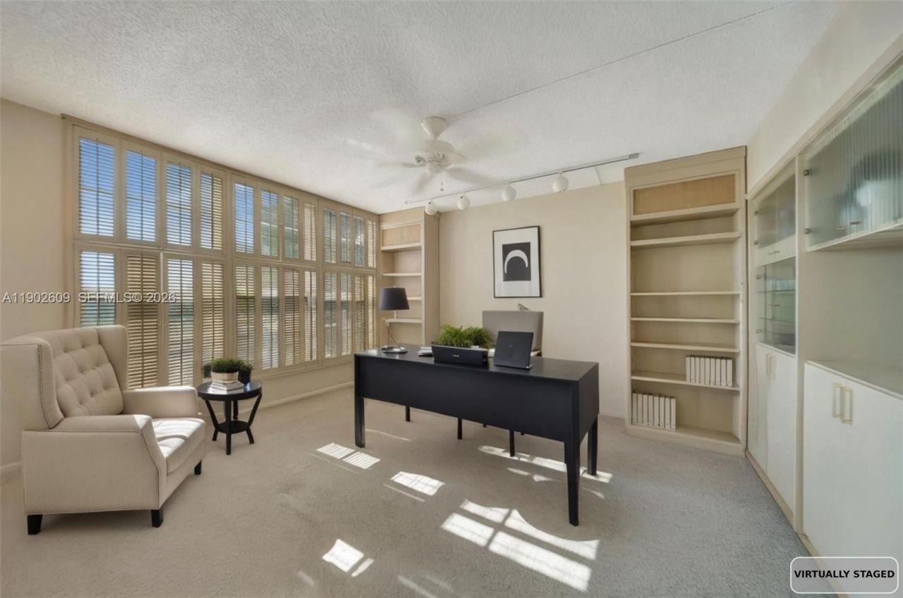 3980 Oaks Clubhouse Dr, Unit 409, Pompano Beach, FL 33069 Photo