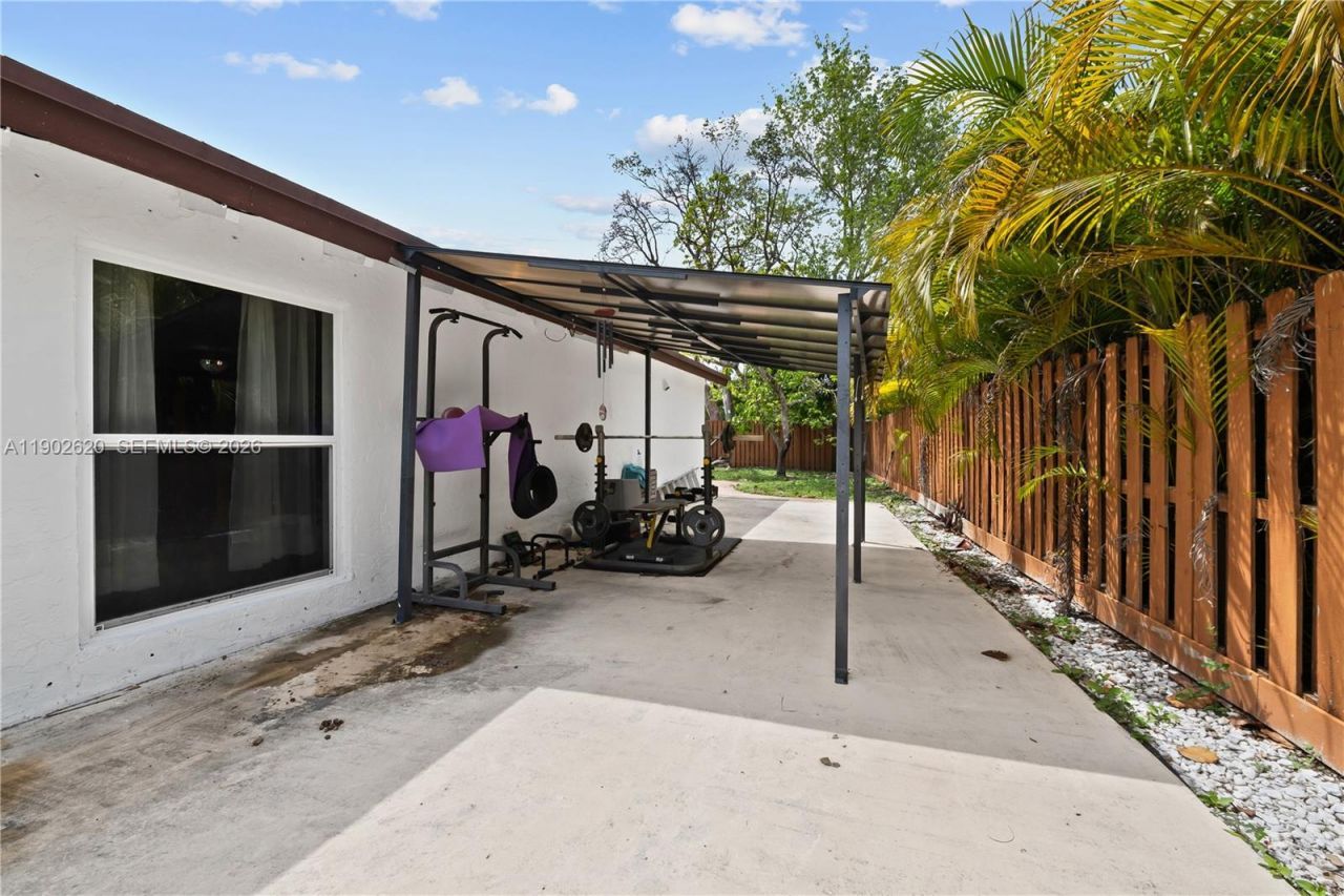10610 SW 128th Ave, Miami, FL 33186 Photo