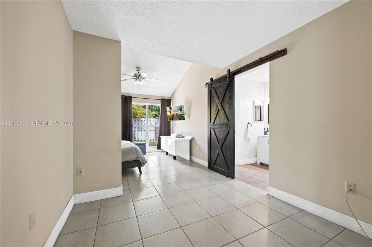 10610 SW 128th Ave, Miami, FL 33186 Photo