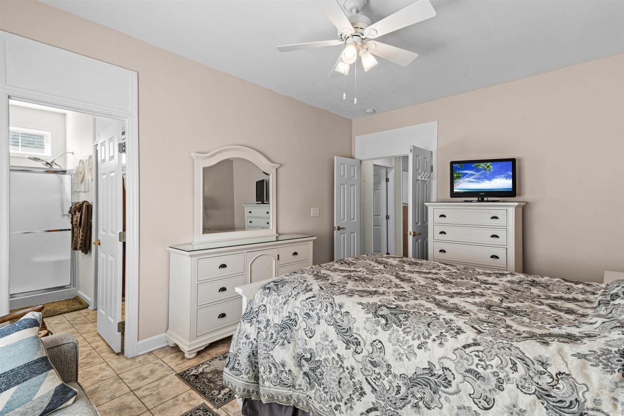 2621 Sarasota St. Photo 12