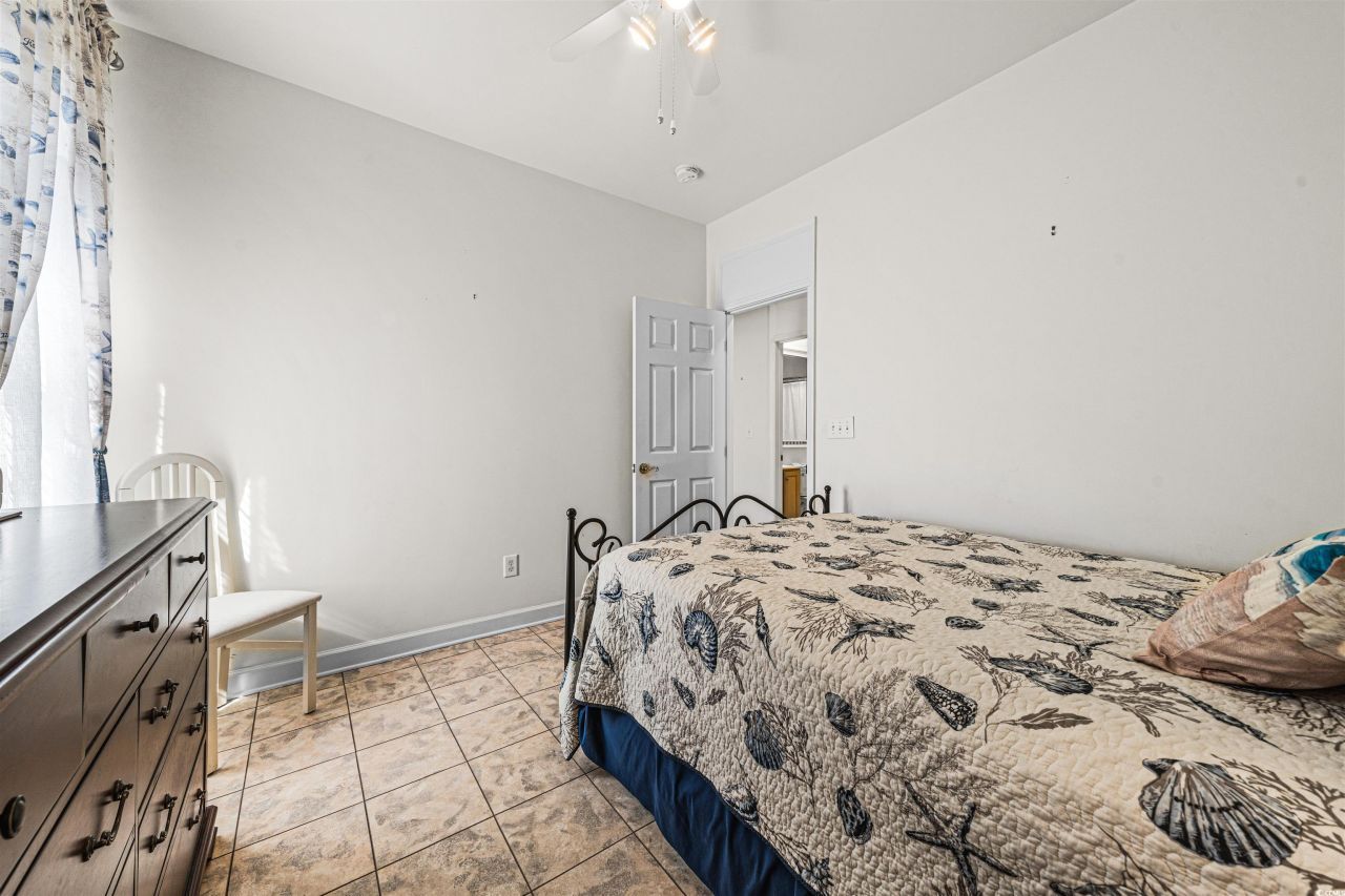 2621 Sarasota St. Photo 21