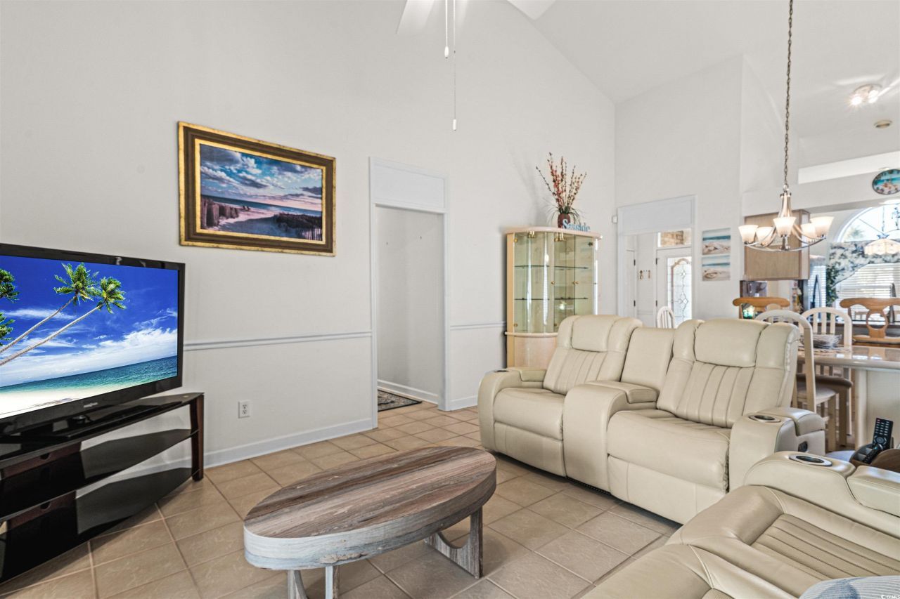 2621 Sarasota St. Photo 27