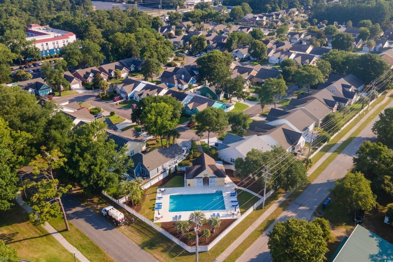 2621 Sarasota St. Photo 33