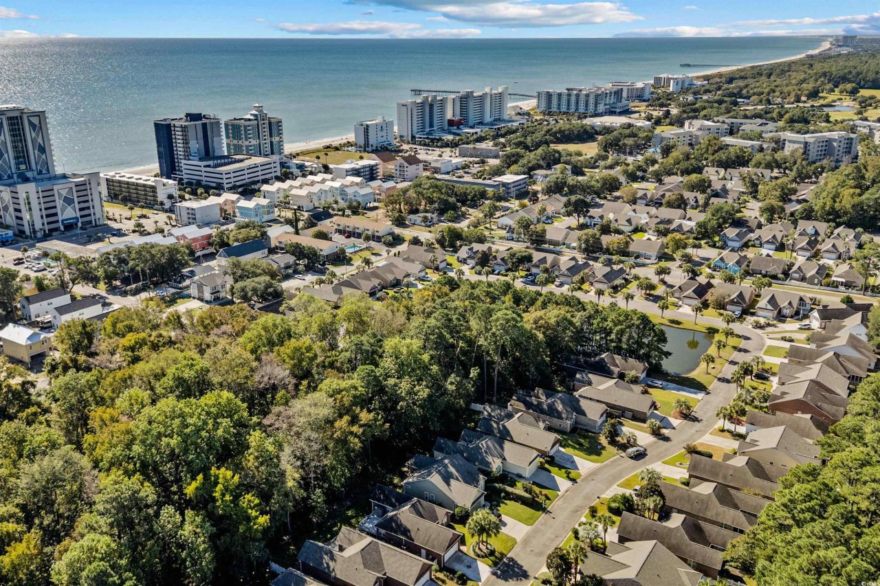 2621 Sarasota St. Photo 35