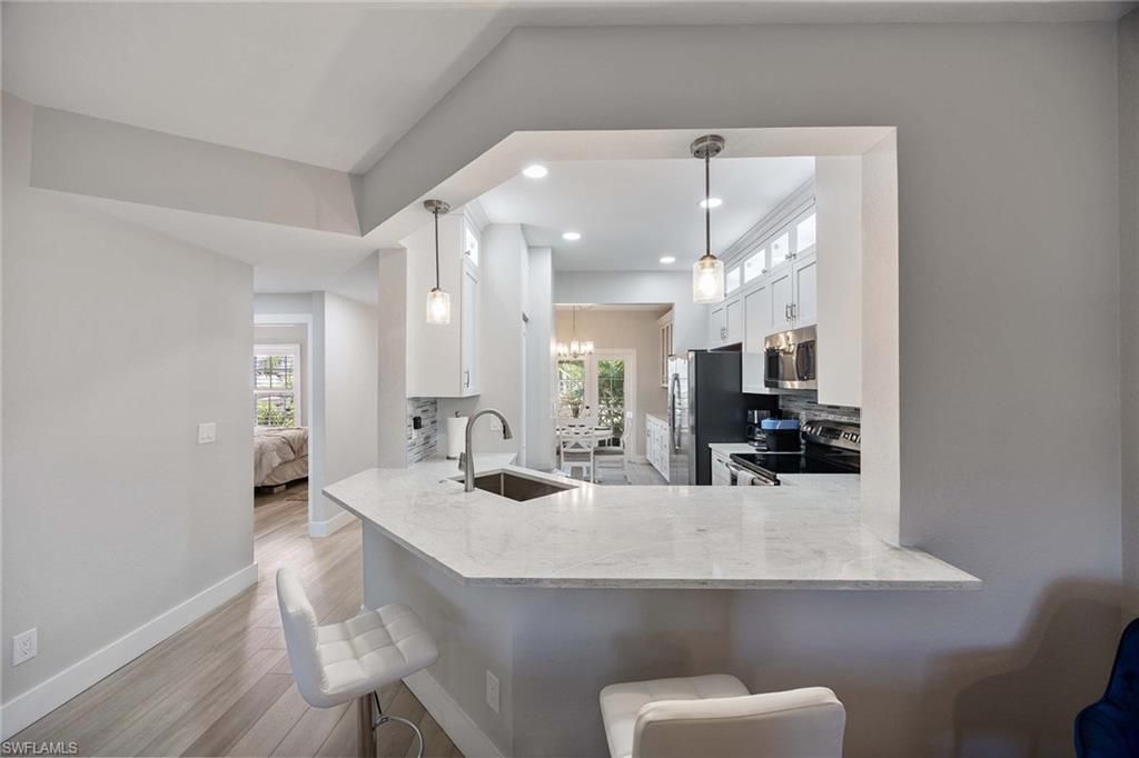 886 SW Tanbark Dr, Unit 103, Naples, FL 34108 Photo
