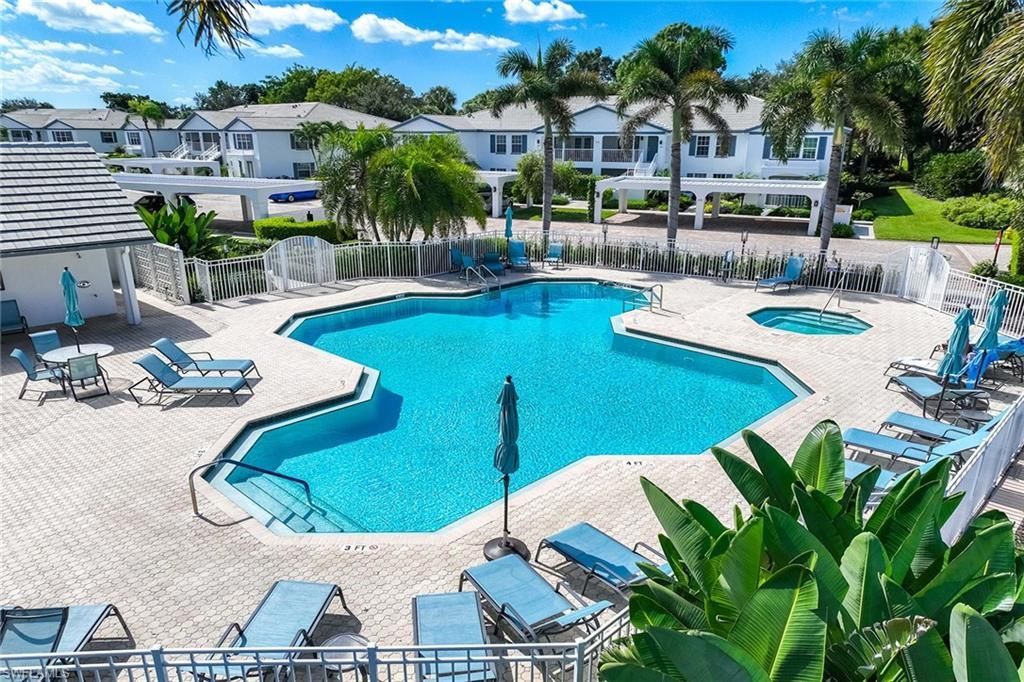 886 SW Tanbark Dr, Unit 103, Naples, FL 34108 Photo