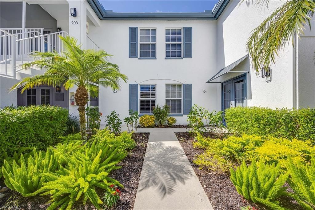 886 SW Tanbark Dr, Unit 103, Naples, FL 34108 Photo