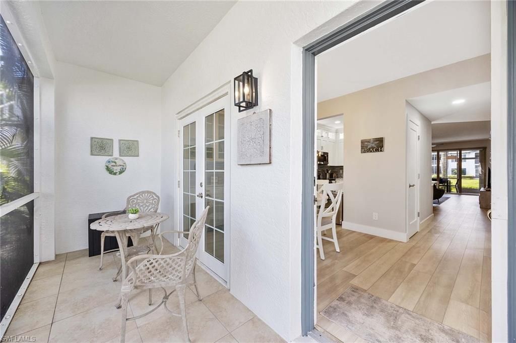 886 SW Tanbark Dr, Unit 103, Naples, FL 34108 Photo