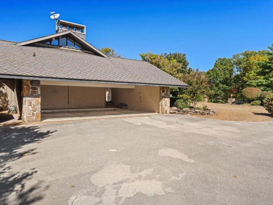 Property Image 80