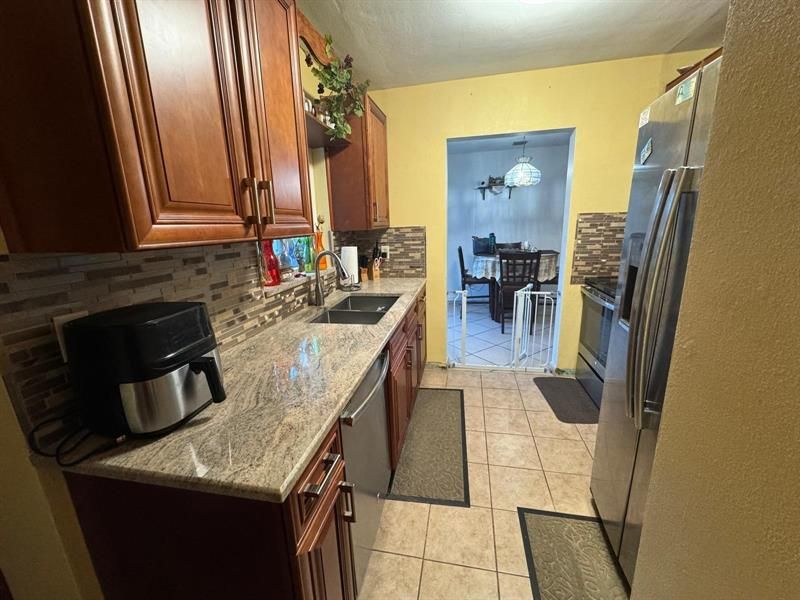 31 NE 57th Court, Fort Lauderdale, FL 33334 Photo