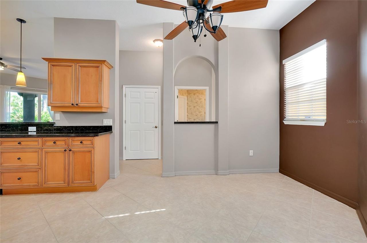 3975 Square East Lane, Unit 9, Sarasota, FL 34238 Photo