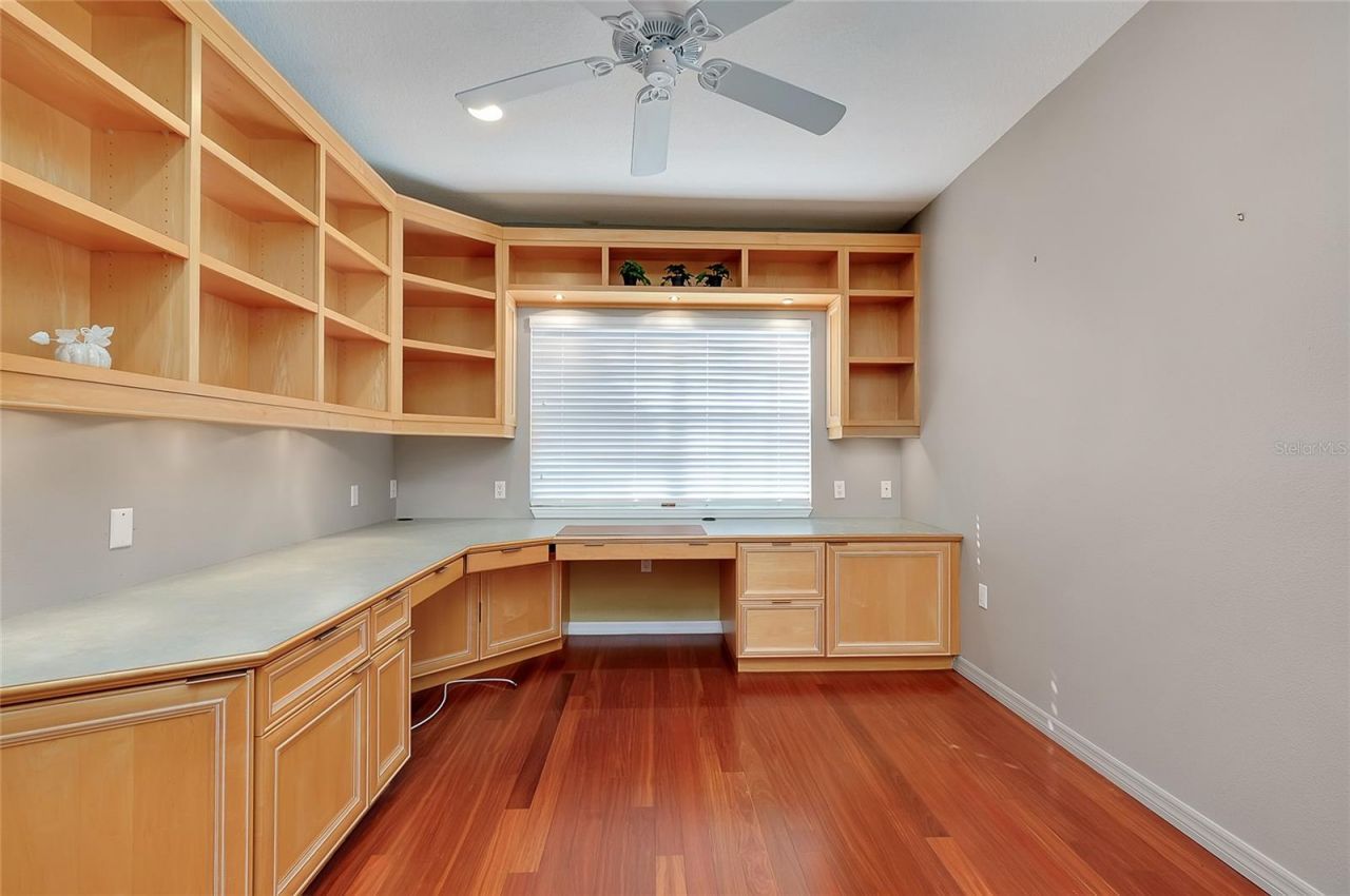 3975 Square East Lane, Unit 9, Sarasota, FL 34238 Photo