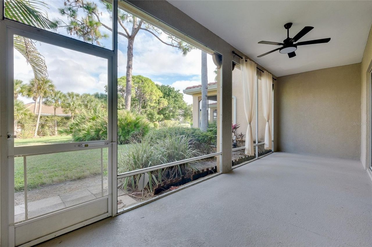 3975 Square East Lane, Unit 9, Sarasota, FL 34238 Photo