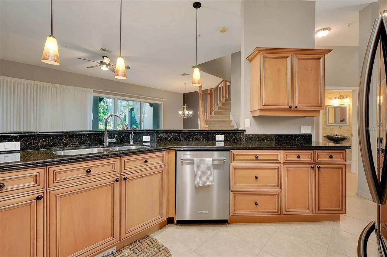 3975 Square East Lane, Unit 9, Sarasota, FL 34238 Photo