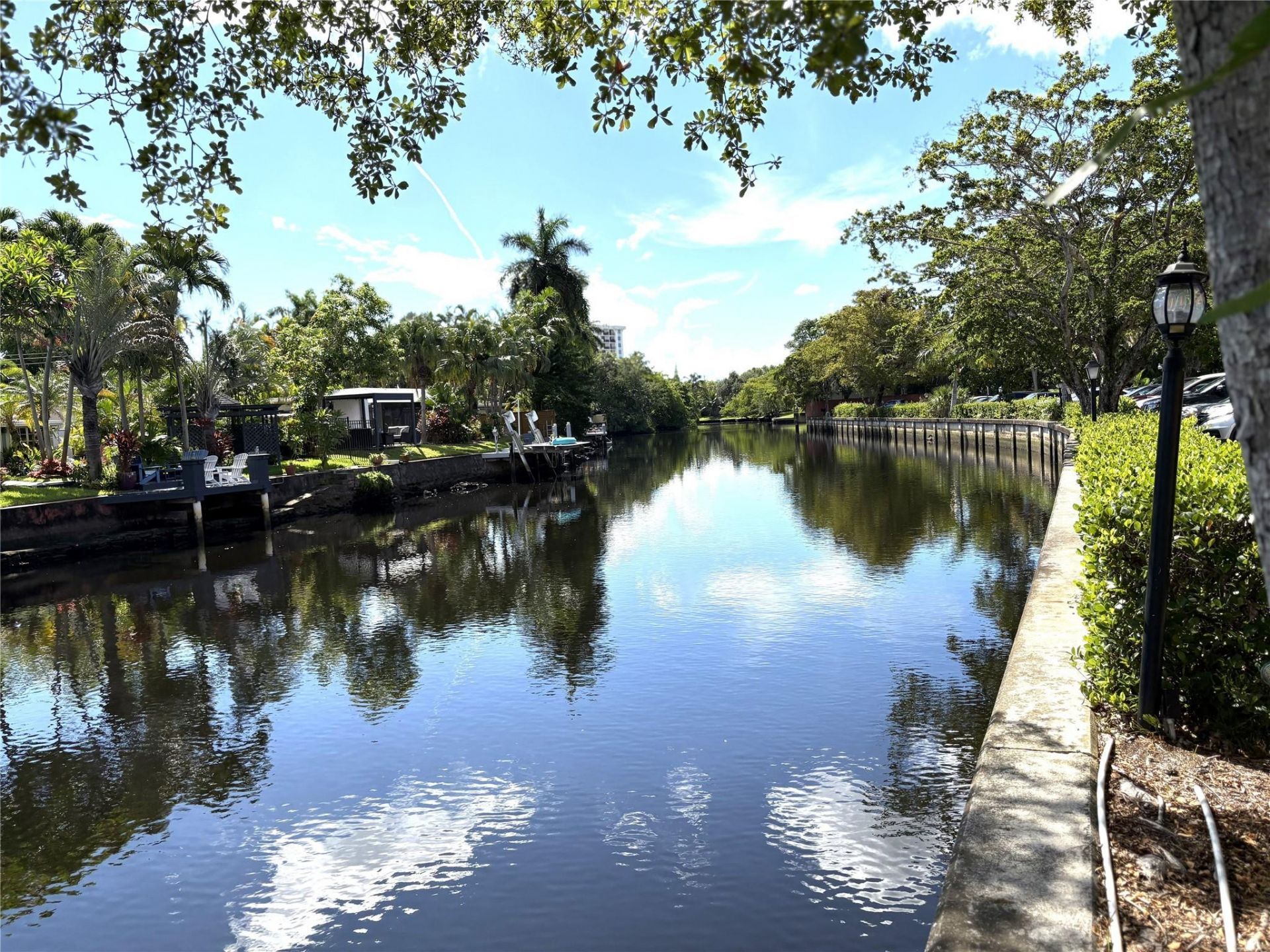 660 Tennis Club Drive, Unit 306, Fort Lauderdale, FL 33311 Photo