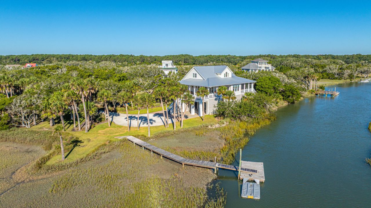 1250 Hammocks Way Photo 110