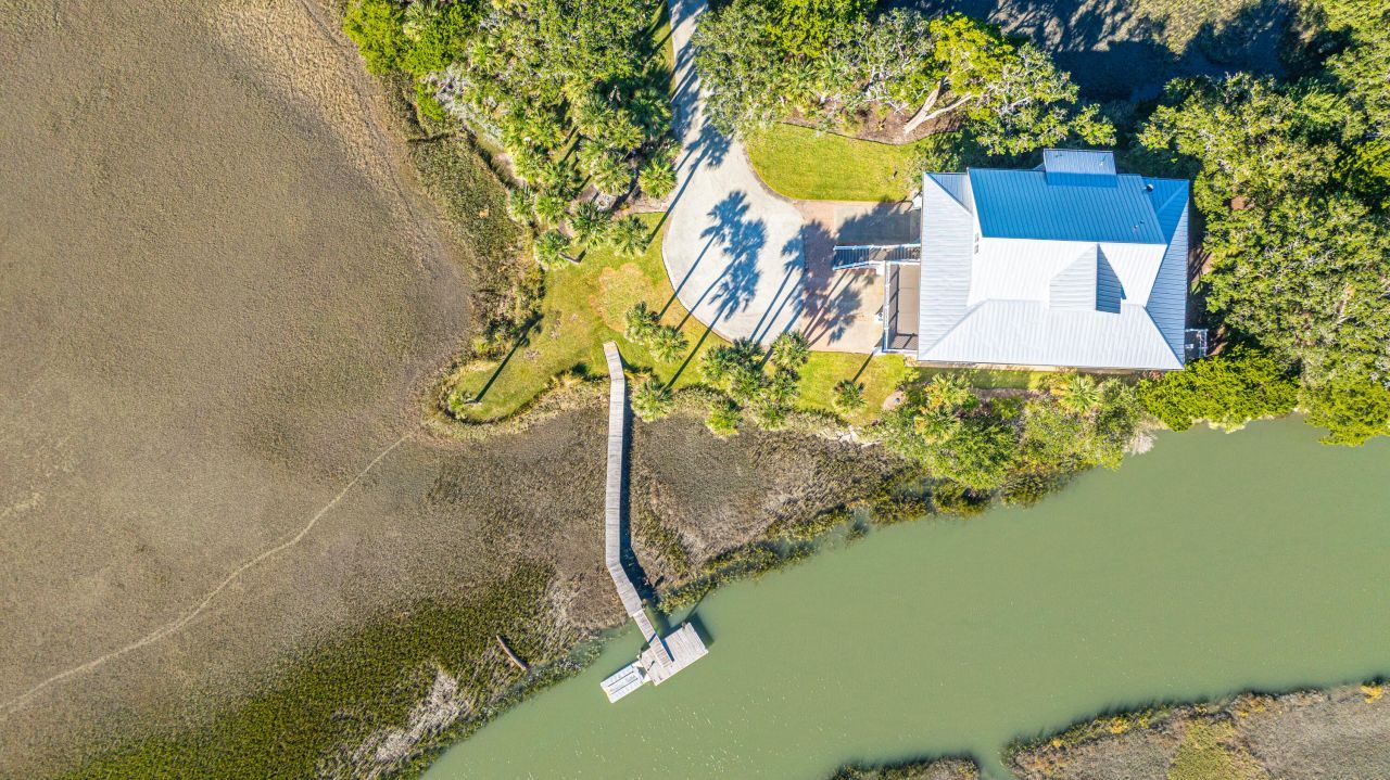 1250 Hammocks Way Photo 114