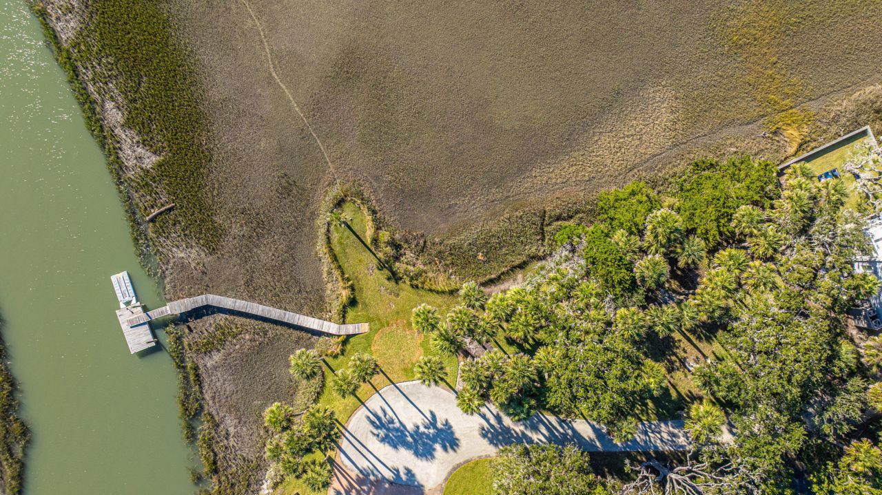 1250 Hammocks Way Photo 118