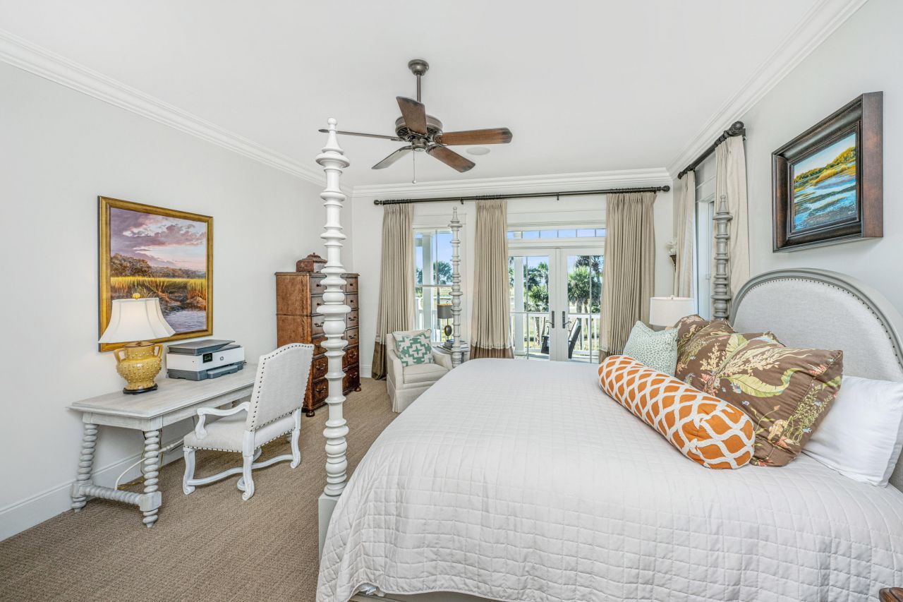 1250 Hammocks Way Photo 28