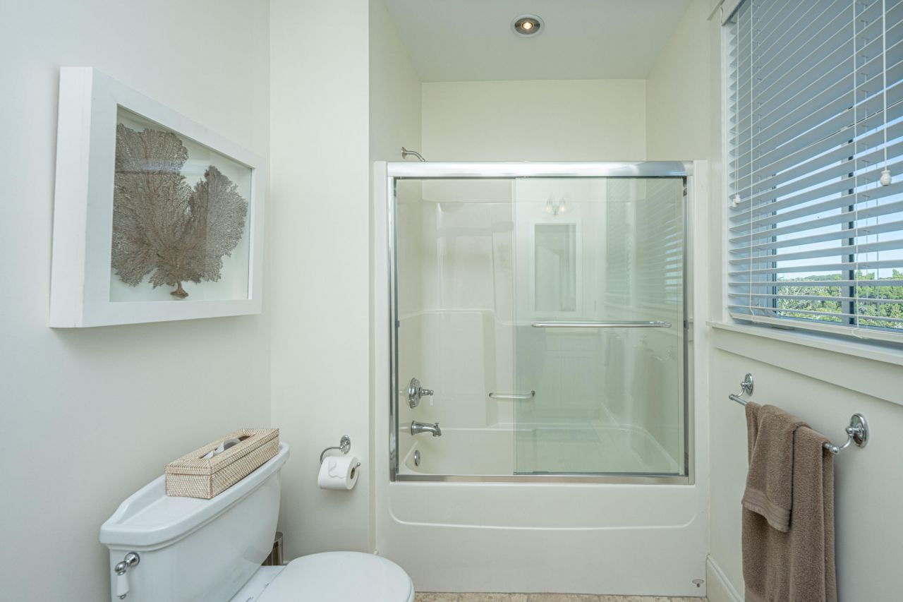 1250 Hammocks Way Photo 42