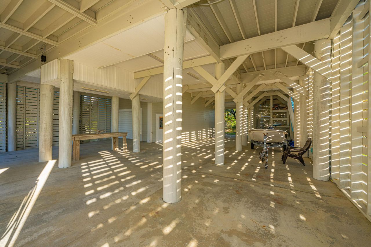 1250 Hammocks Way Photo 56