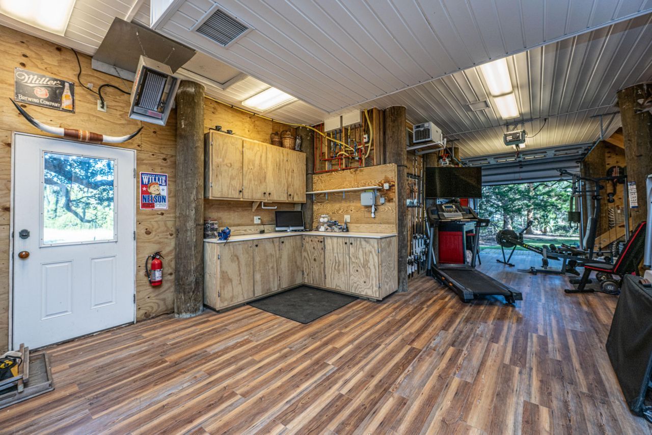 1250 Hammocks Way Photo 59