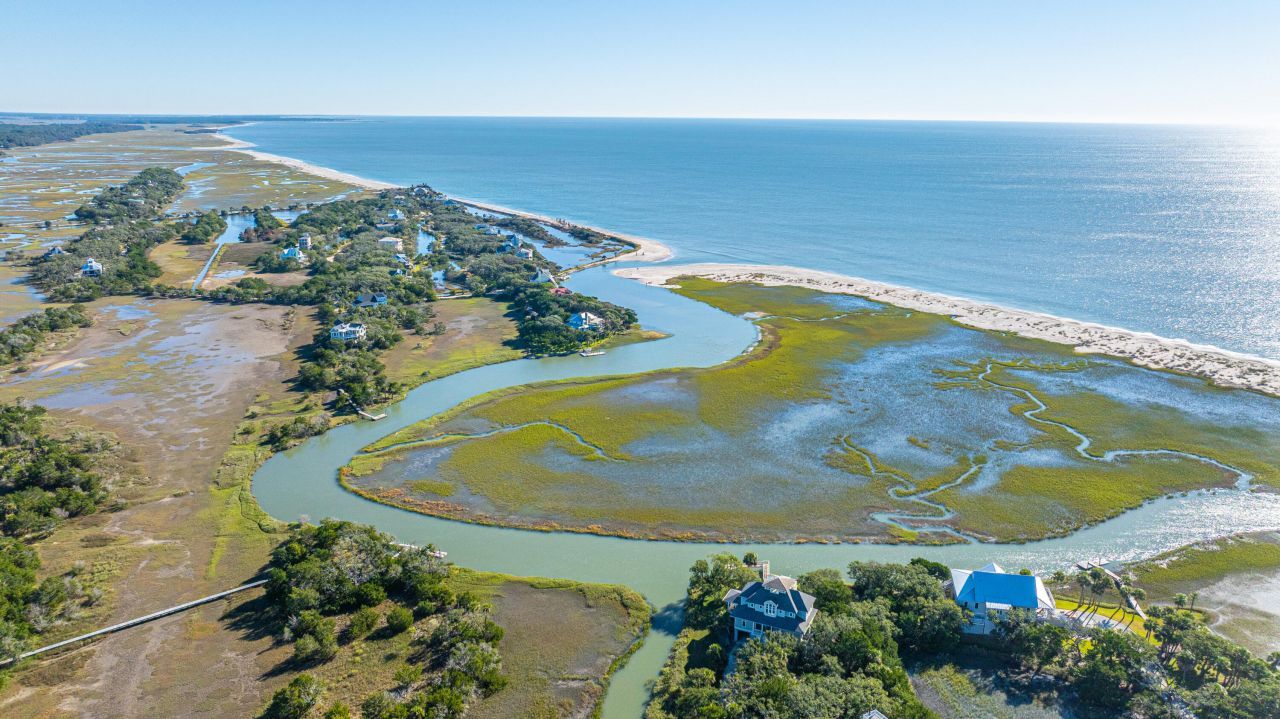 1250 Hammocks Way Photo 83