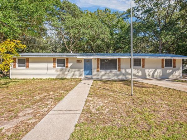205 Pine Street, Fort Walton Beach, FL 32548