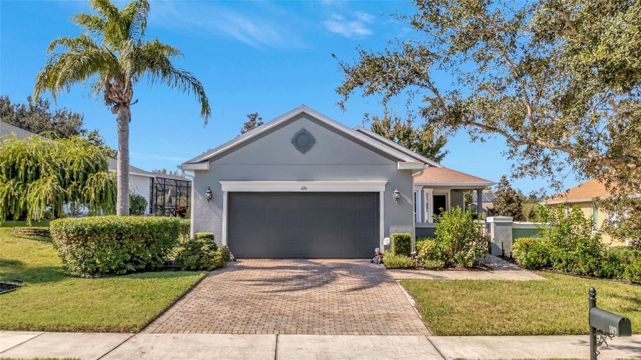 109 Falling Acorn Avenue, Groveland, FL 34736 Main Photo