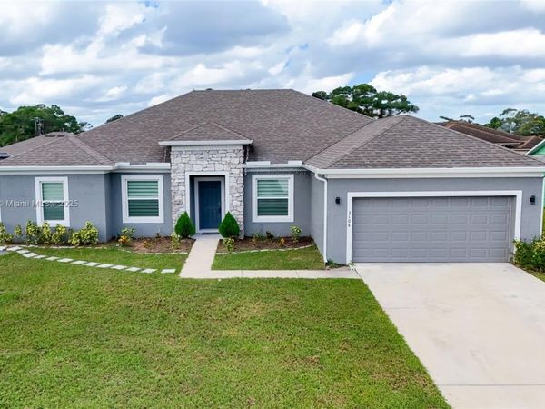 3108 SW Nutley St, Port St. Lucie, FL 34953