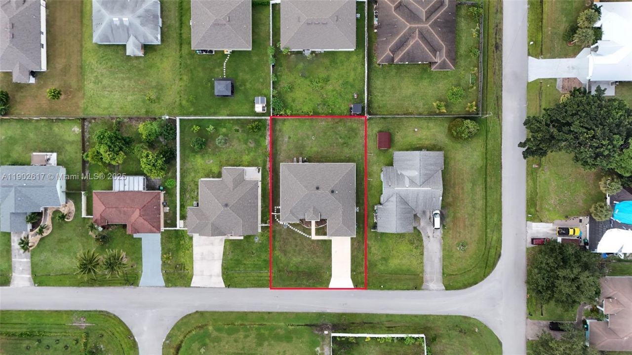 3108 SW Nutley St, Port Saint Lucie, FL 34953 Photo