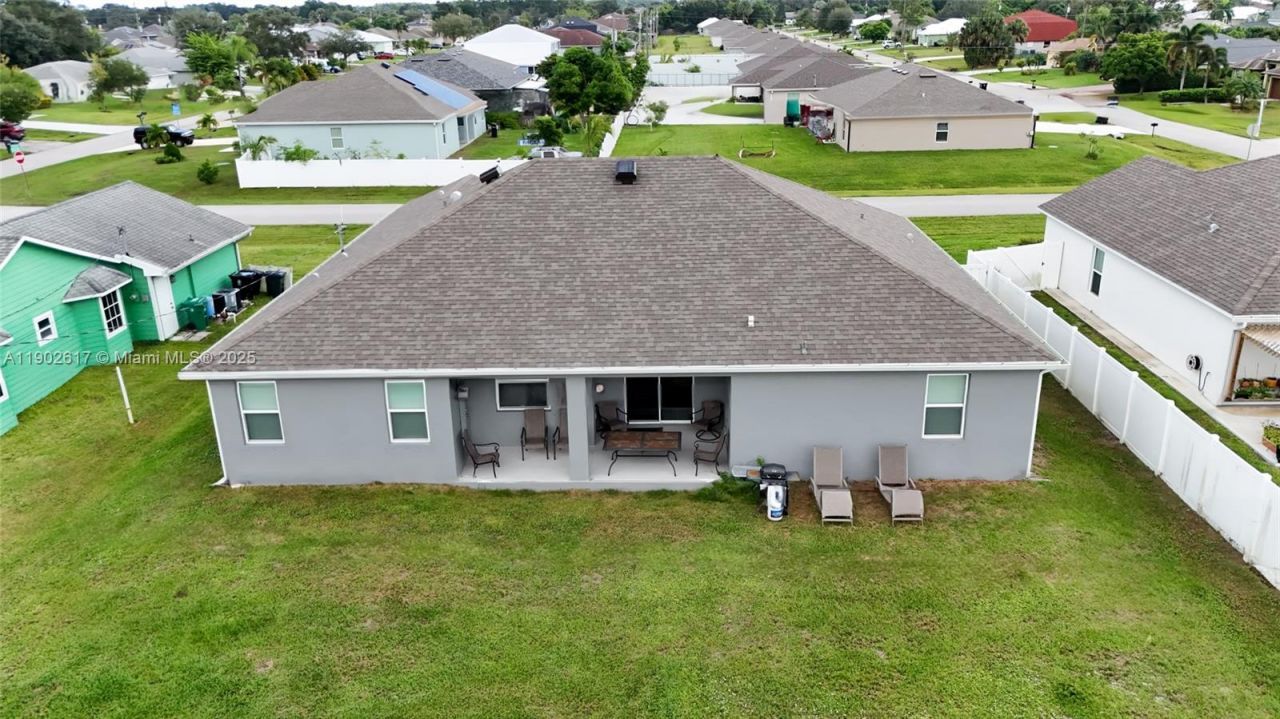 3108 SW Nutley St, Port Saint Lucie, FL 34953 Photo