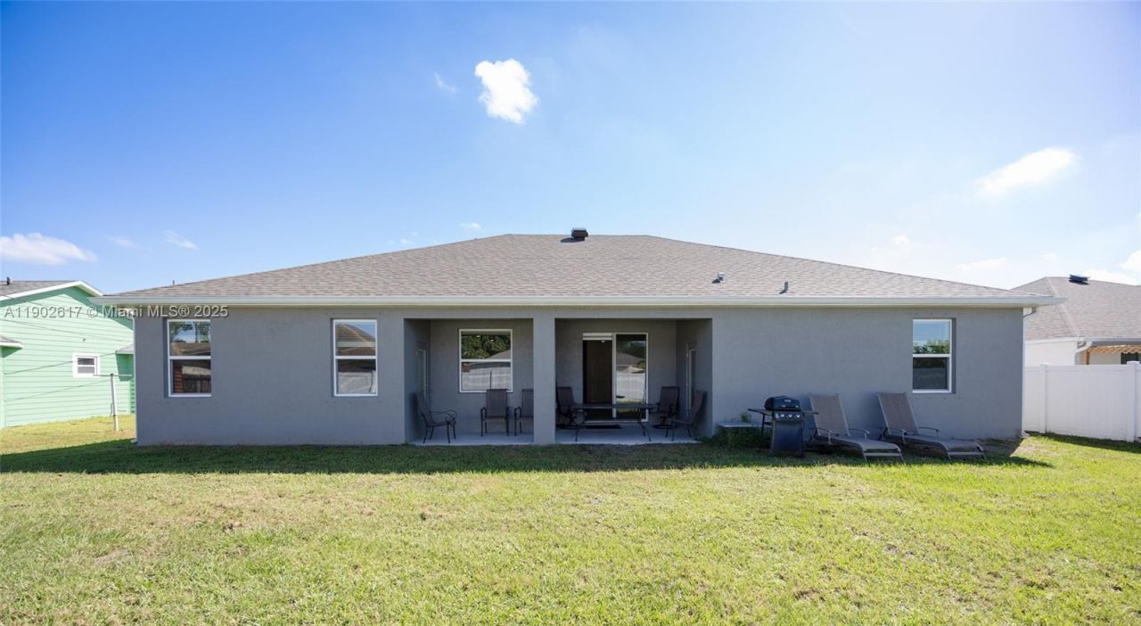 3108 SW Nutley St, Port Saint Lucie, FL 34953 Photo