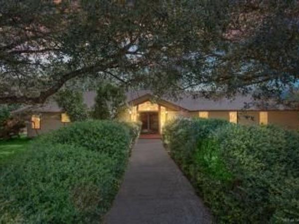 14181 Driftwood Drive, Troy, TX 76579