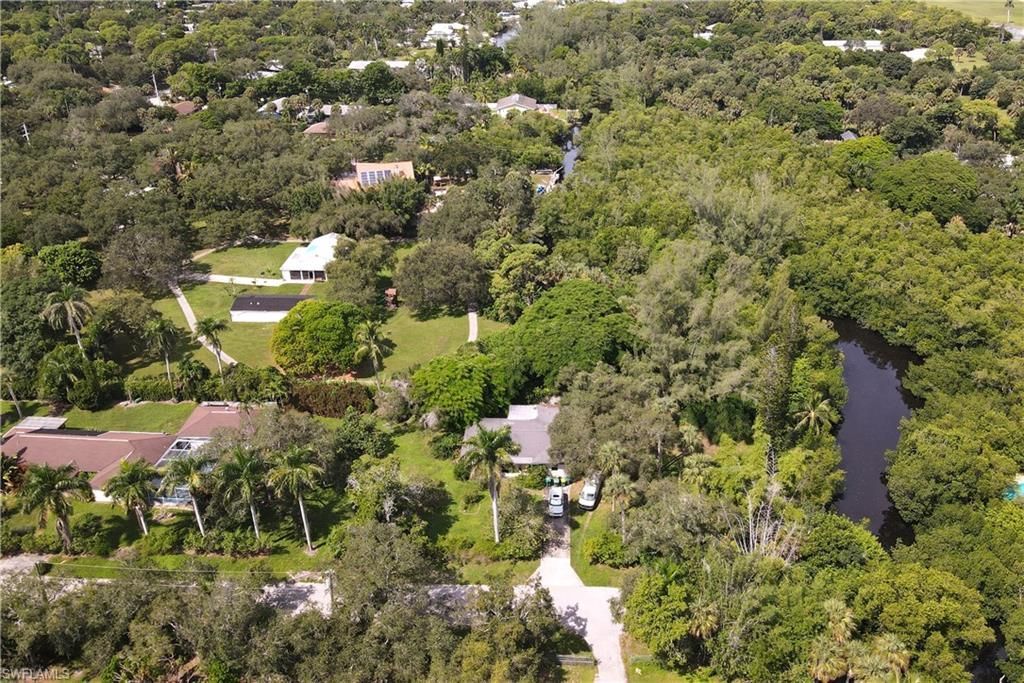 1063 Shadowlawn Dr, Naples, FL 34104 Photo