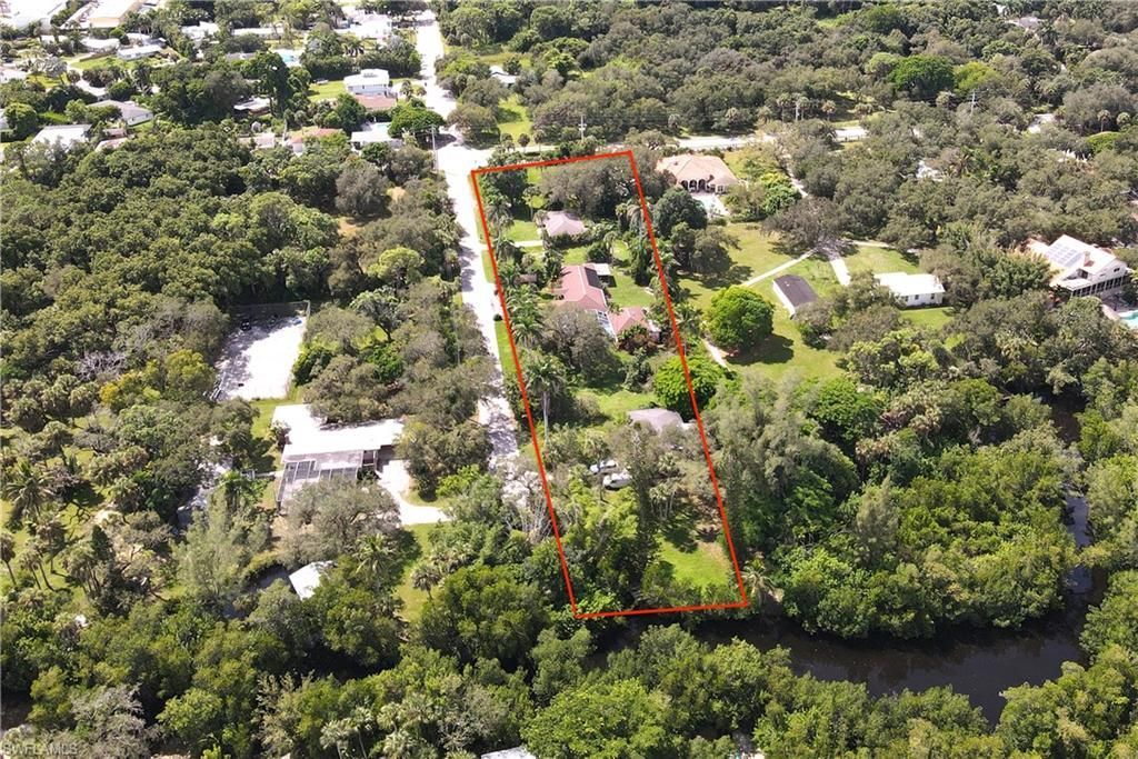 1063 Shadowlawn Dr, Naples, FL 34104 Photo