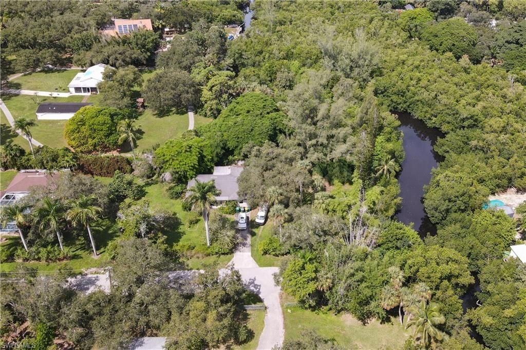 1063 Shadowlawn Dr, Naples, FL 34104 Photo