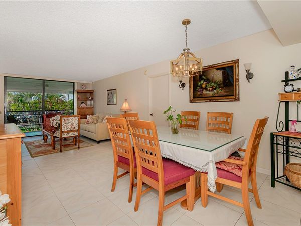 1100 Sant Charles Place, Unit 207, Pembroke Pines, FL 33026