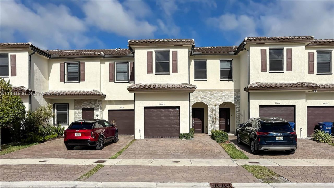 23225 SW 111th Ave, Unit 23225, Homestead, FL 33032 Photo